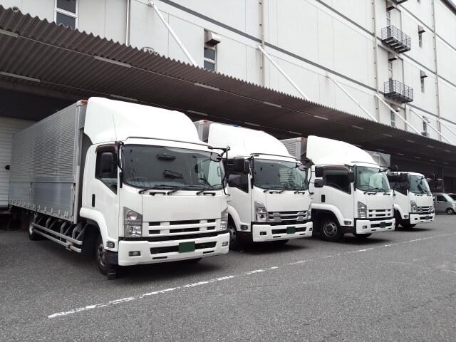 経営戦略を支えるトラック償却年数の最適設計